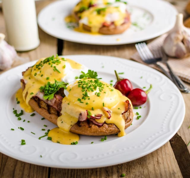 Eggs Benedict