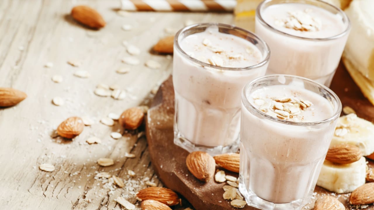 How to Make Almond Milk