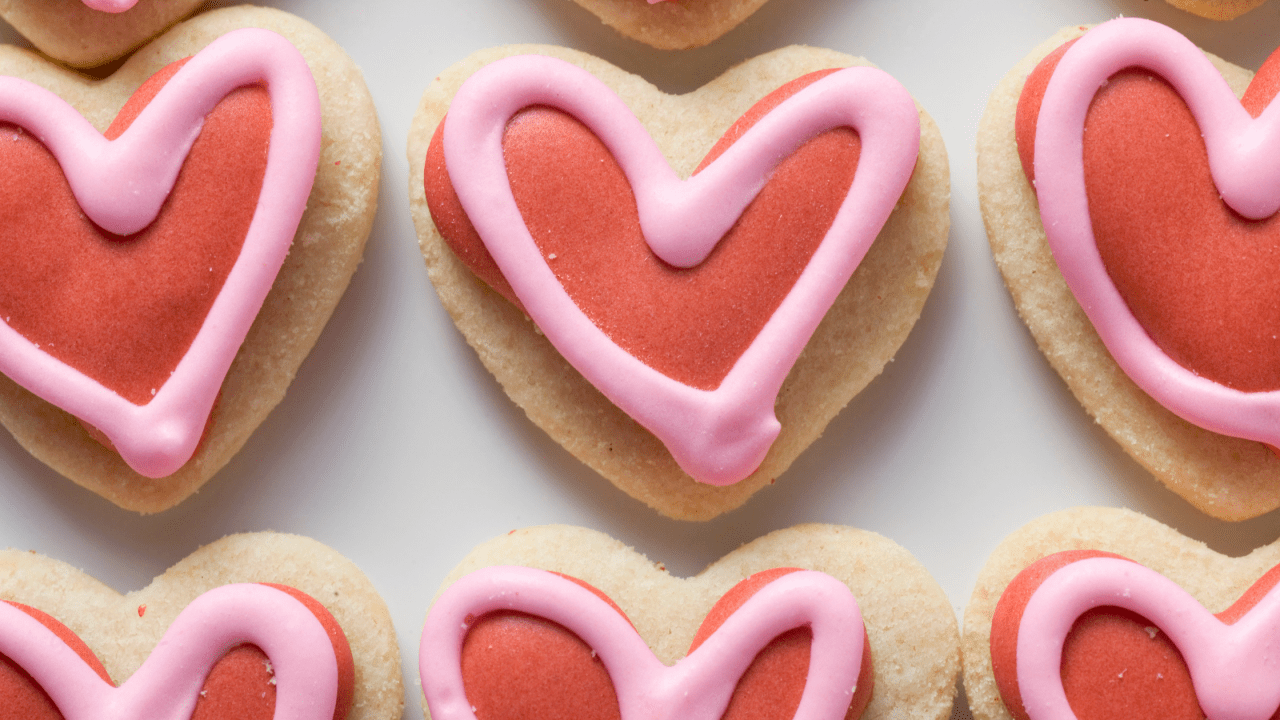 Heart-Shaped Iced Biscuits for Valentine’s Day